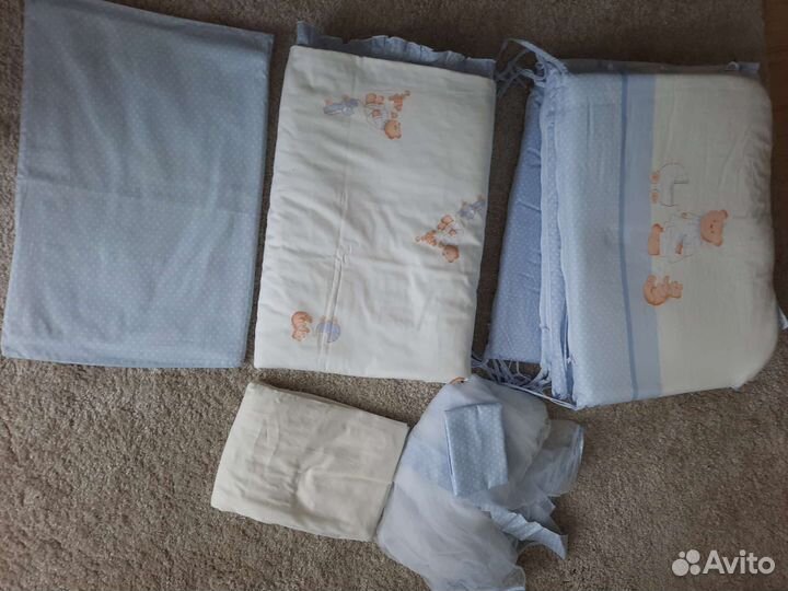 Детский комплект в кроватку