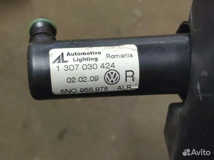 Форсунка омывателя фар