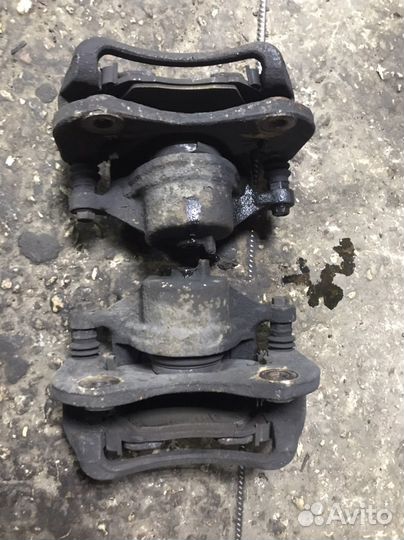 Передний суппорт KIA Sportage 3