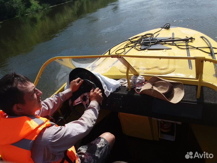 Водометный катер Восток