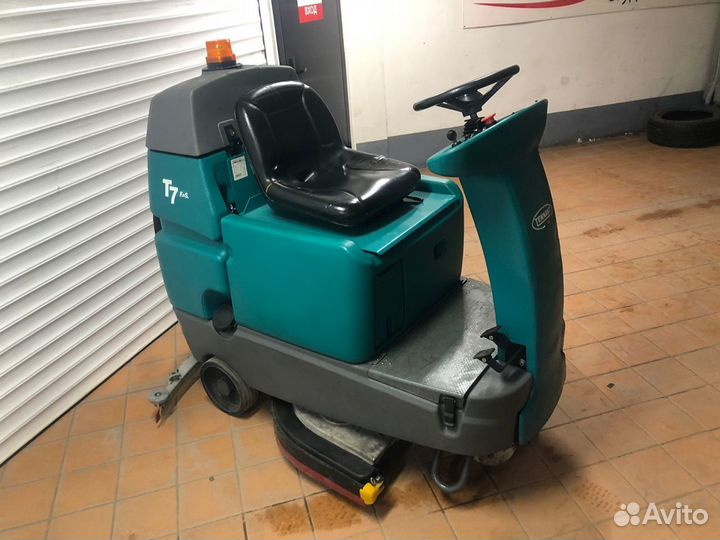 Аренда поломоечной машины Tennant T7