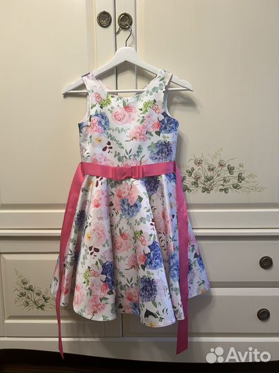 Платье на девочку 140 146