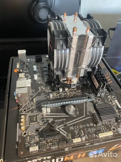 Intel core i3 10100f+gigabyte h510m+16gb ddr4