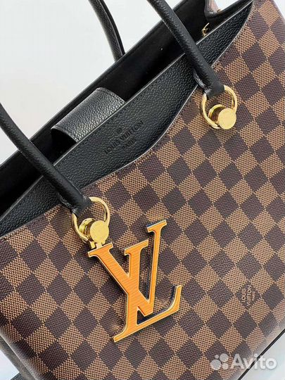 Сумка Louis Vuitton