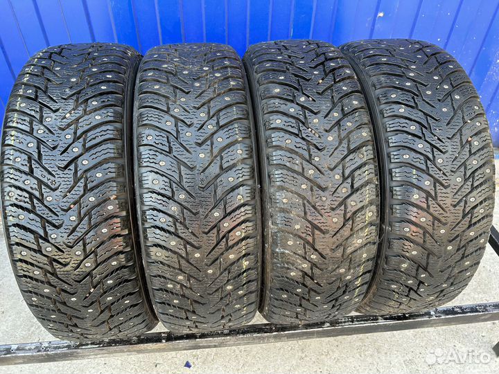 Nokian Tyres Hakkapeliitta 8 205/60 R16