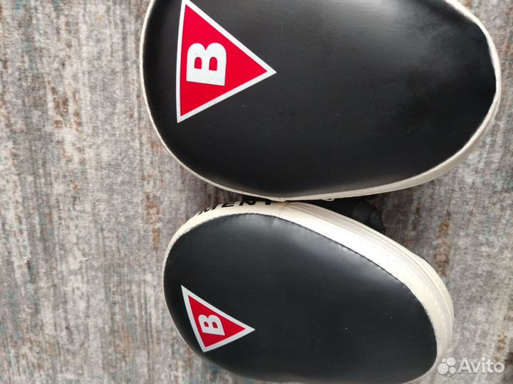 Макивара лапа