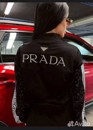 Костюм женский