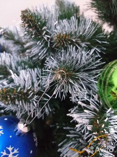 Елка искусственная заснеженная 180 (торг.уместен)