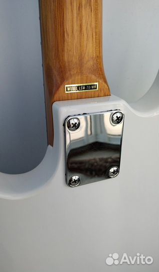 Гитара Samick LSM-70/WH + чехол + 2 шнура