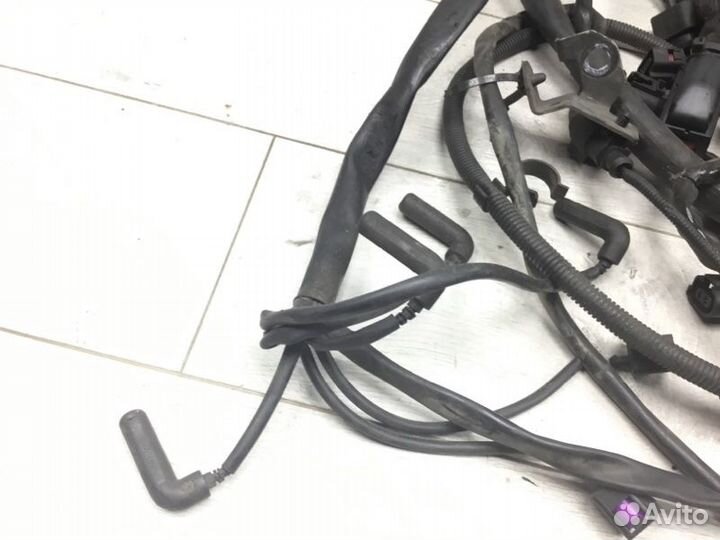 Электропроводка (моторная коса) Audi A4 седан AVF