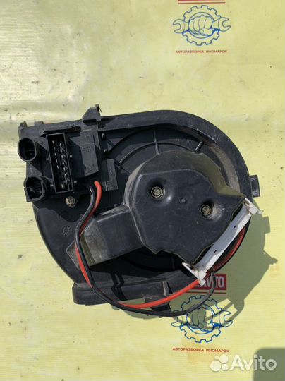 Моторчик печки Renault Symbol