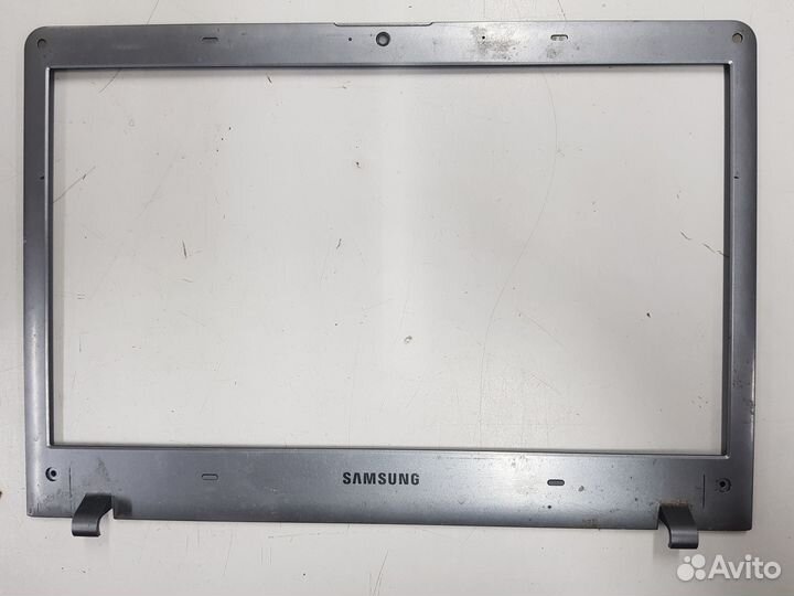 Ноутбук Samsung NP355V4C в разборе
