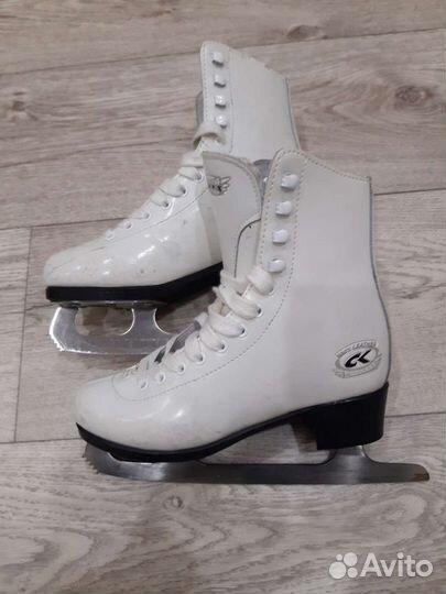 Коньки фигурные детские 33 размер