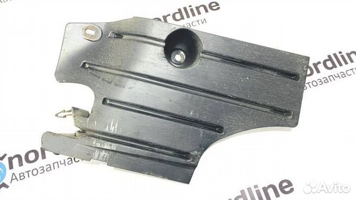 Защита антигравийная задняя правая Ford Focus 2