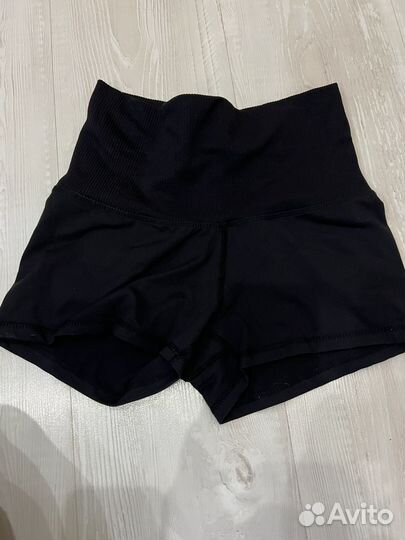 Шорты спортивные женские