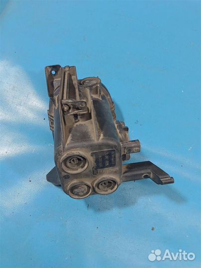 Фара противотуманная левая Opel Astra H (2004-201