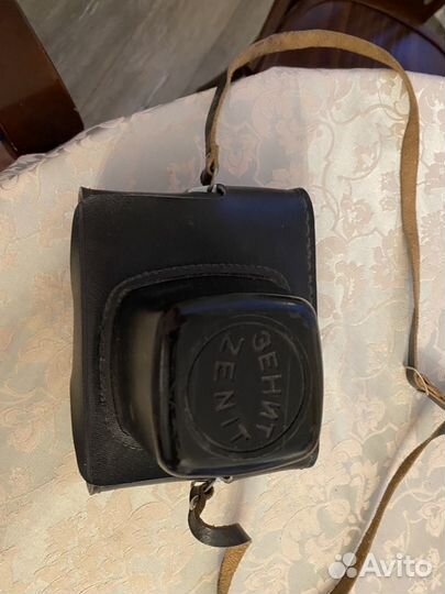 Плёночный фотоаппарат Зенит Е