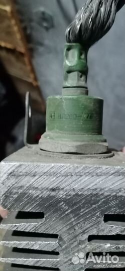 Диод лавинный