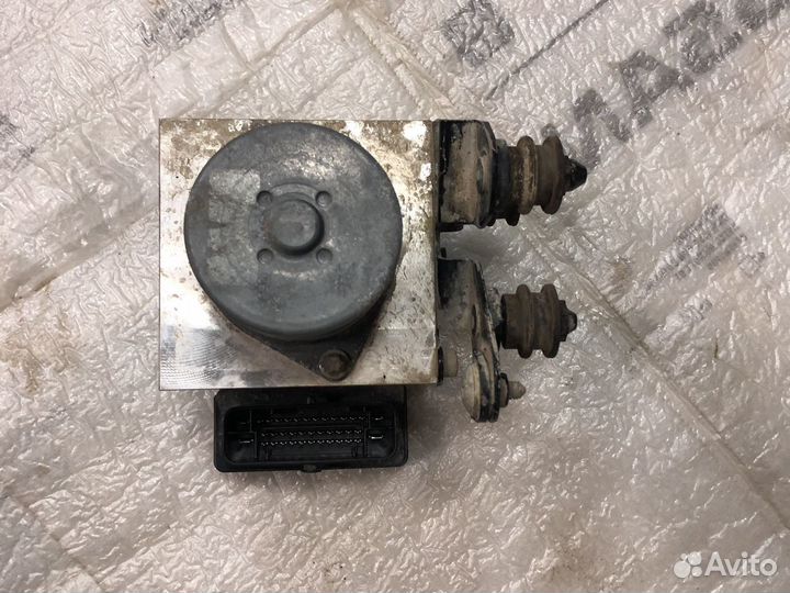 Блок абс насос ABS VW Passat B7 2011-2015