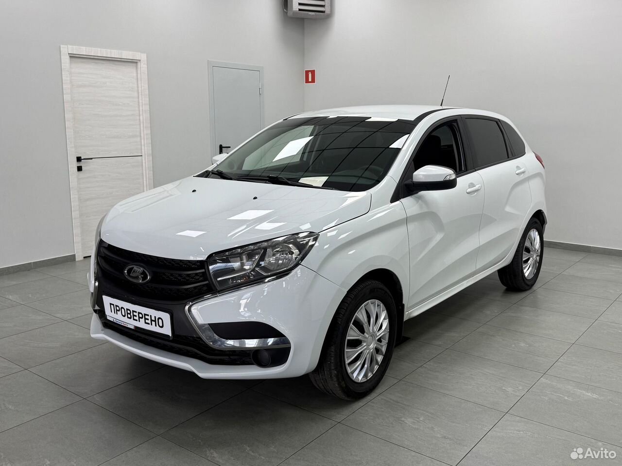 ВАЗ (LADA) XRAY 1.8 AMT, 2018, 103 000 км