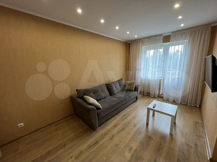 1-к. квартира, 30 м², 1/8 эт.