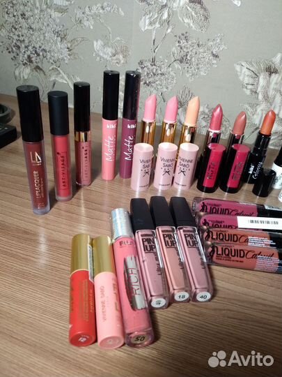 Косметика,Maybelline, Max factor, vivienne sabo