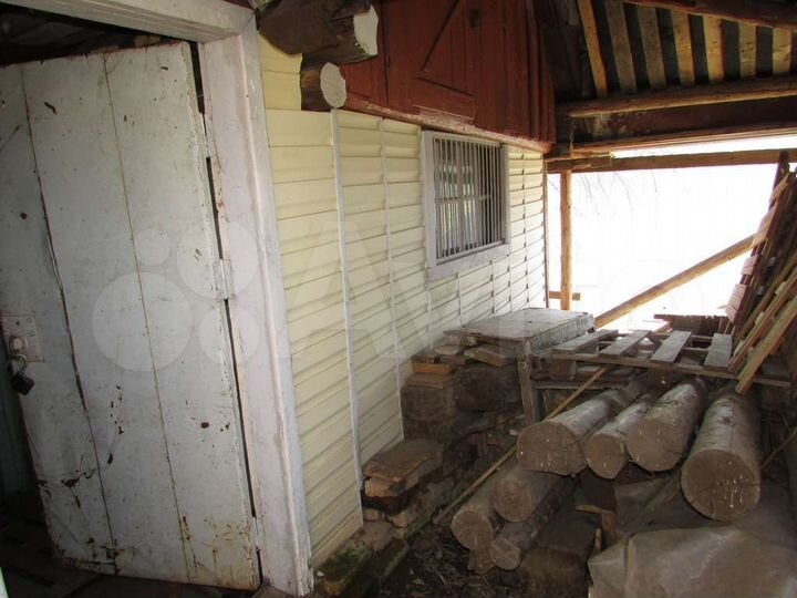 Дом 20 м² на участке 6 сот.