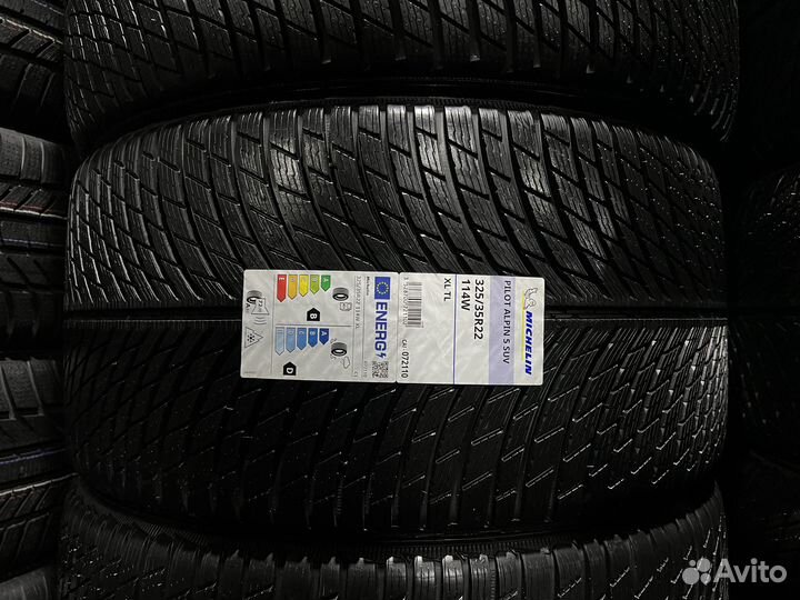 Michelin Pilot Alpin 5 SUV 325/35 R22 и 285/40 R22 111W