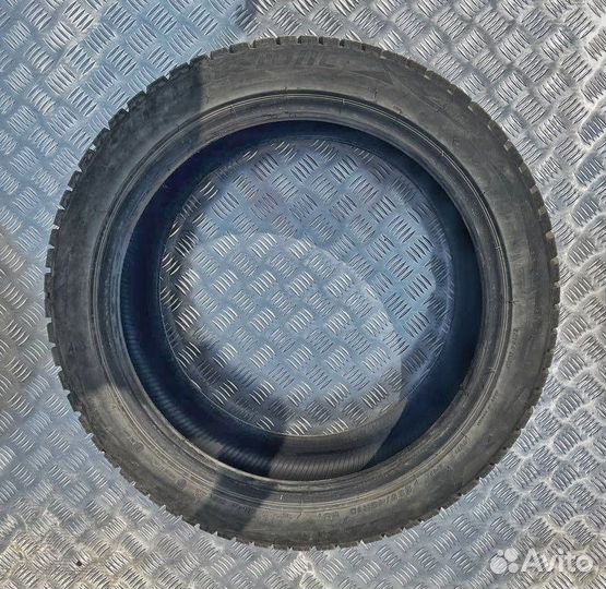 Bridgestone Blizzak Spike-02 235/45 R18