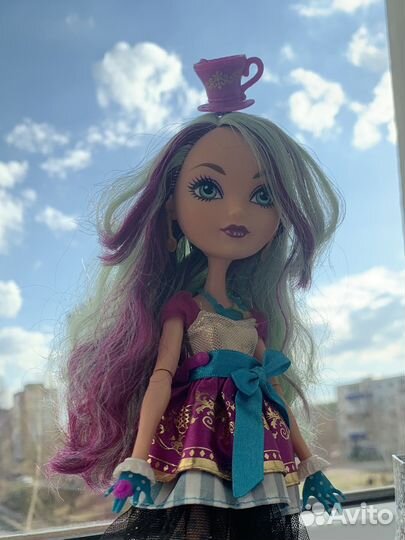 Кукла Ever After High Меделин Хеттер базовая