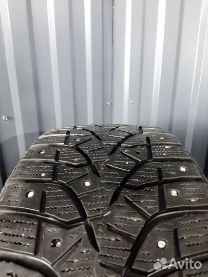 Bridgestone Blizzak Spike-02 205/55 R16 91T