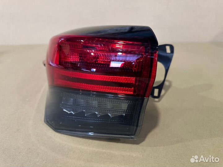 Фонари Toyota Highlander 4 2019-2022