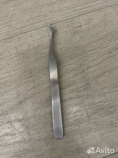 Пинцет для ресниц