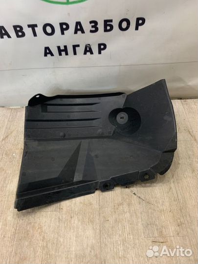 Подкрылок задний правый Mitsubishi Colt Z32A 3A91