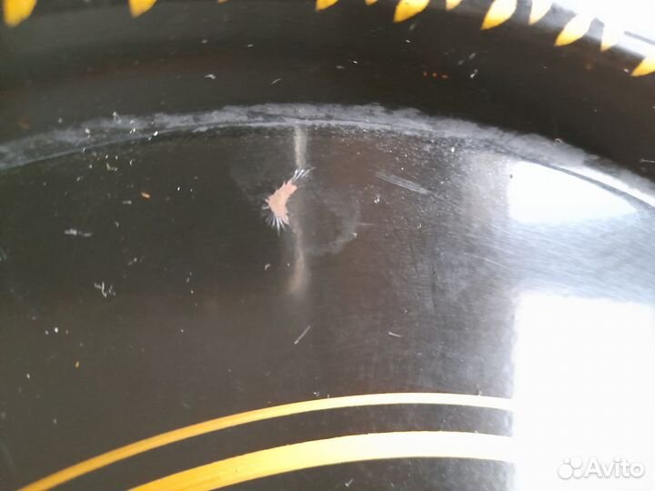 Поднос круглый с ручной росписью 