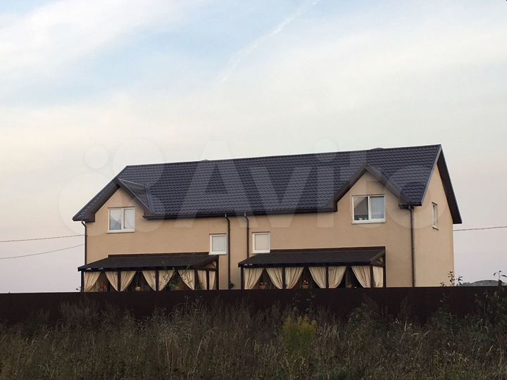 Таунхаус 130 м² на участке 5 сот.