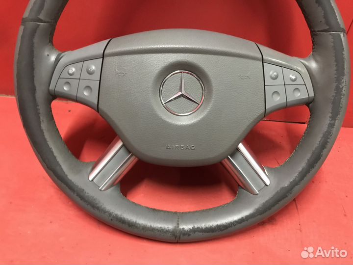 Руль Mercedes-Benz M-Class W164 272967 2005