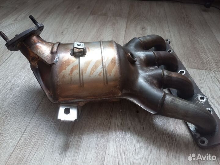 Коллектор выпускной LADA Vesta 21129 2019