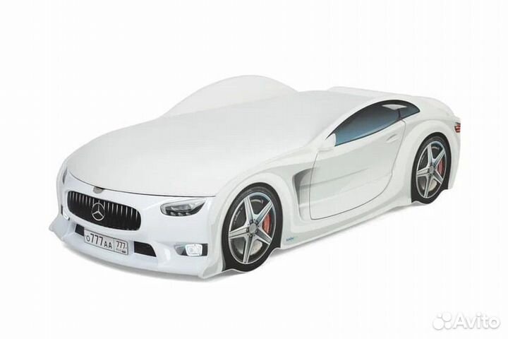 Детская кровать машина