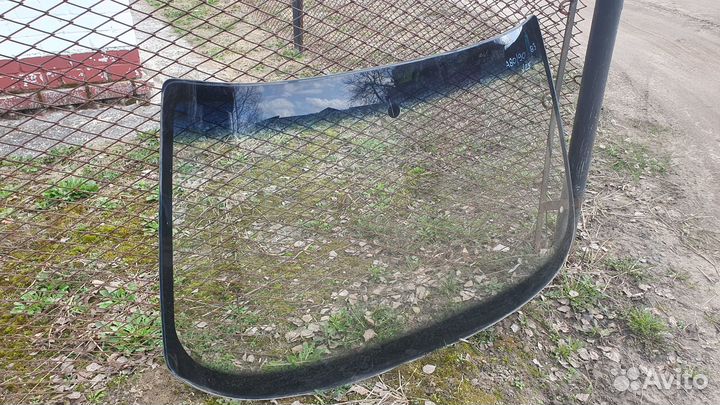 Стекло ветровое ауди 80 90