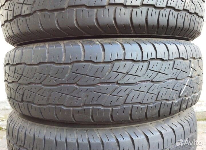 Bridgestone Dueler H/T 687 215/70 R16 99H