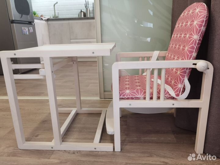 Стульчик-трансформер для кормления