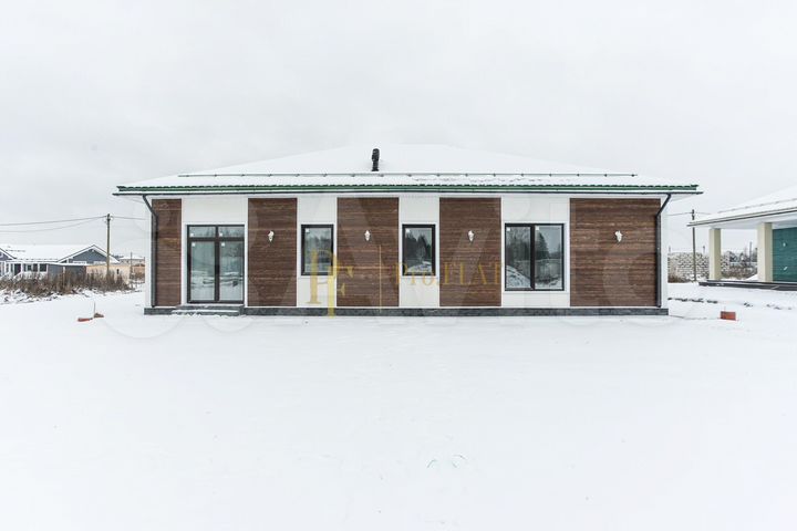 Дом 181,3 м² на участке 10 сот.