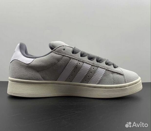 Adidas Campus 00s