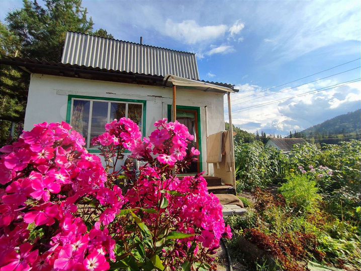 Дом 30 м² на участке 12 сот.