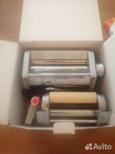 Машинка для лепки пельмений