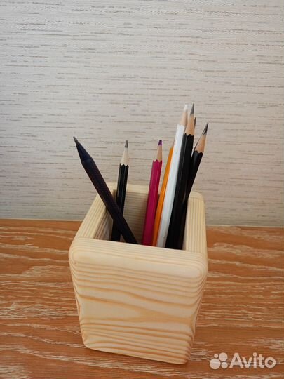 Карандашница /подставка канцелярская