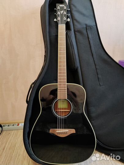 Акустическая гитара Yamaha FG-820