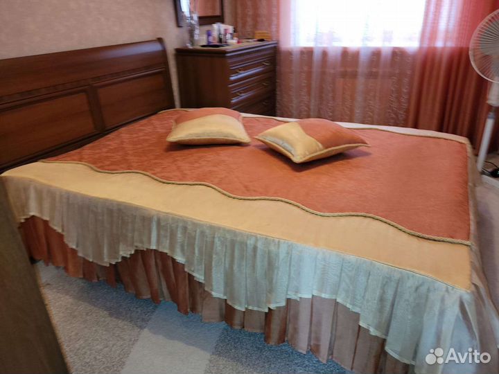 Шторы с ламбрекеном покрывало