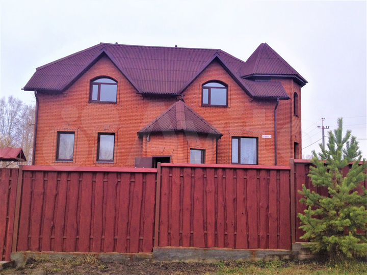 Дом 360 м² на участке 14 сот.